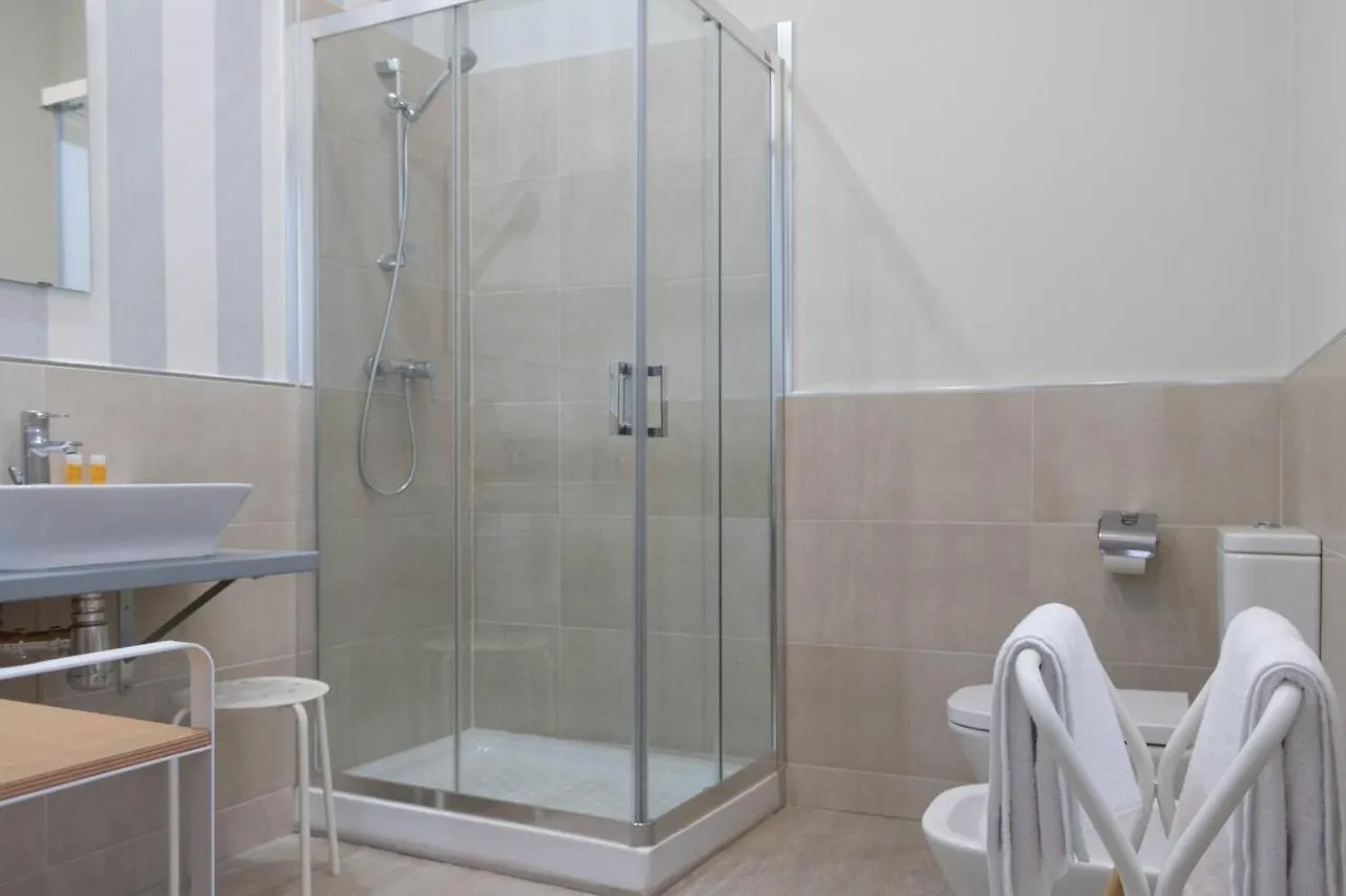Angel Suites Malaga 0*,