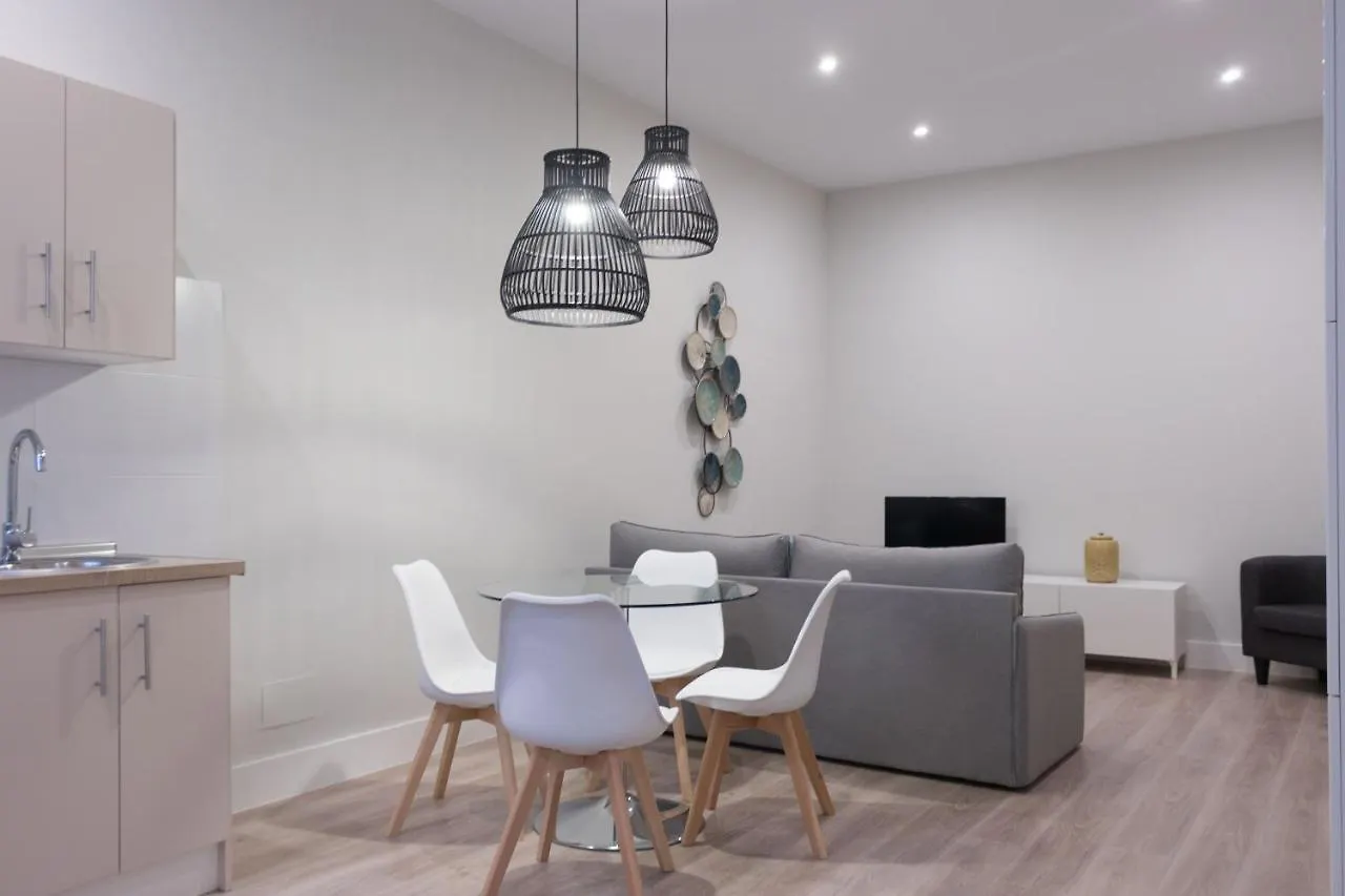 Angel Suites Malaga 0*,